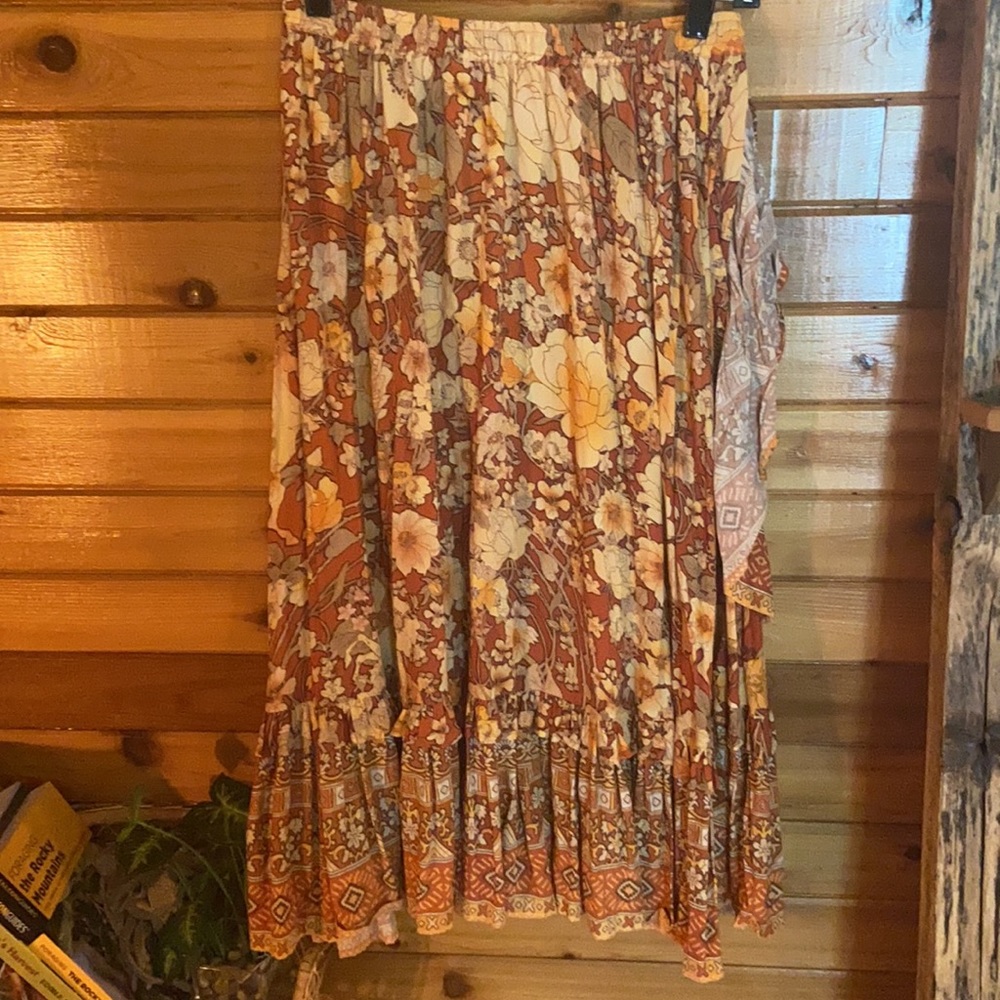 💎Sold Spell and the Gypsy Amethyst skirt 🔥 - Picture 9 of 10
